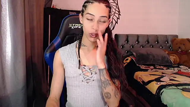 Sweet-Cris online show from 10-09-25, 06:28