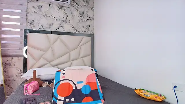 carol juicyy online show from 11-26-25, 07:15