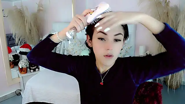 nathalialoes1 online show from 12-16-25, 05:34