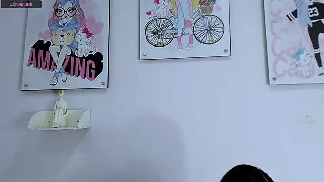 milk candy18 online show from 11-13-25, 10:47