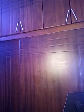 kit hott online show from 04-21-26, 02:51