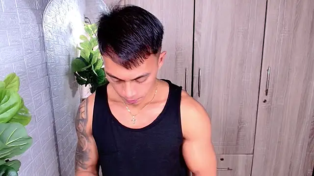 PinooyMilker online show from 10-22-25, 02:56