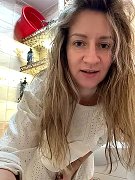 EvvaMur online show from 11-01-25, 01:07