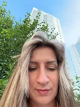 Snapshot of EvvaMur chatting on 07-13-26, 02:47 EvvaMur online show from 07-13-26, 02:47