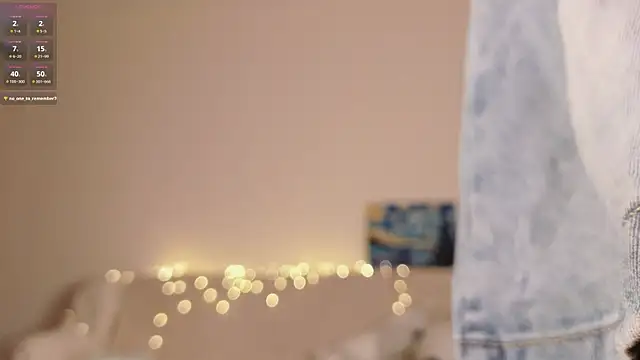 Pixxxis online show from 10-03-25, 12:51