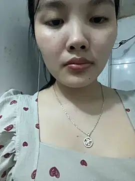 Snapshot of Xu_Xubaby chatting on 10-08-25, 01:53 Xu Xubaby online show from 10-08-25, 01:53