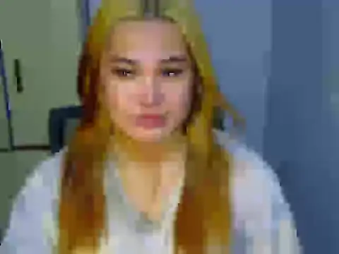 Snapshot of Annierose_ts chatting on 01-19-26, 04:27 Annierose ts online show from 01-19-26, 04:27