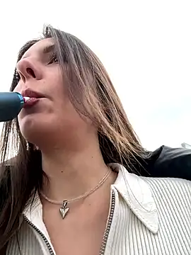 Snapshot of kittyCarrol chatting on 09-22-25, 10:28 kittyCarrol online show from 09-22-25, 10:28