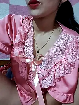 Snapshot of Ingrid428 chatting on 05-28-26, 03:42 Ingrid428 online show from 05-28-26, 03:42