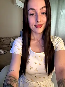 Snapshot of SakuraSara chatting on 09-14-25, 01:10 SakuraSara online show from 09-14-25, 01:10