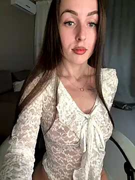 Snapshot of SakuraSara chatting on 09-15-25, 04:07 SakuraSara online show from 09-15-25, 04:07