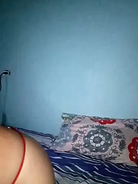 Snapshot of Thaamara_09 chatting on 10-30-25, 03:52 Thaamara 09 online show from 10-30-25, 03:52