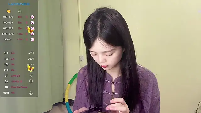 Snapshot of Nicole-13 chatting on 10-24-25, 02:57 Nicole-13 online show from 10-24-25, 02:57