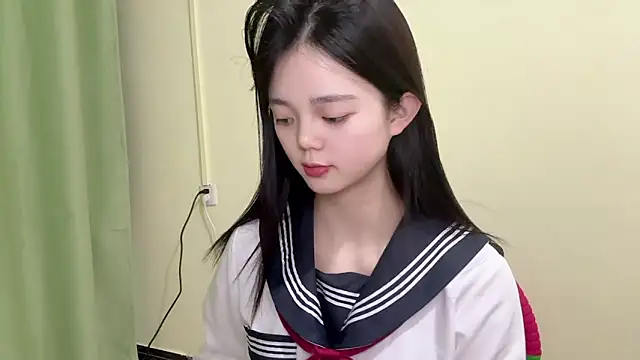 Snapshot of Nicole-13 chatting on 11-27-25, 11:34 Nicole-13 online show from 11-27-25, 11:34