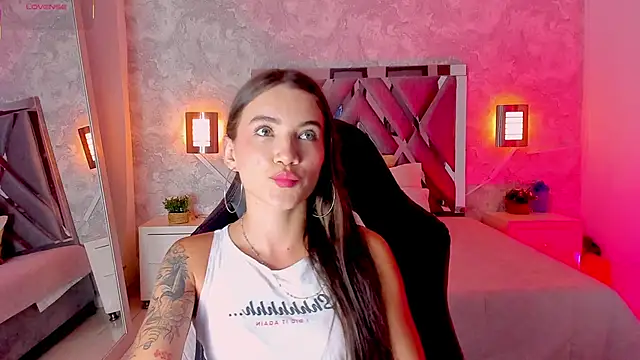 Snapshot of aitana_baker_ chatting on 01-09-26, 03:42 aitana baker online show from 01-09-26, 03:42