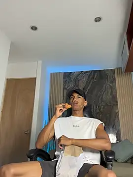 JulienSaint online show from 09-12-25, 12:16