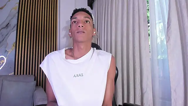 JulienSaint online show from 04-04-26, 11:51