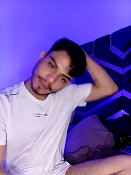 Bastian MCcormick online show from 11-26-25, 01:39