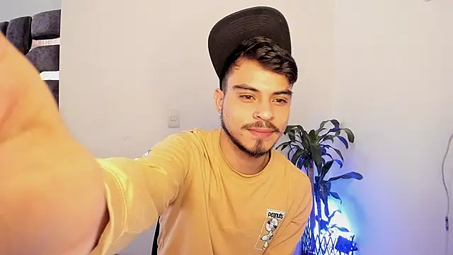 Bastian MCcormick online show from 04-21-26, 12:22