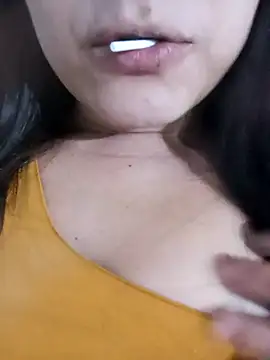 Snapshot of morgana0709 chatting on 10-13-25, 01:05 morgana0709 online show from 10-13-25, 01:05