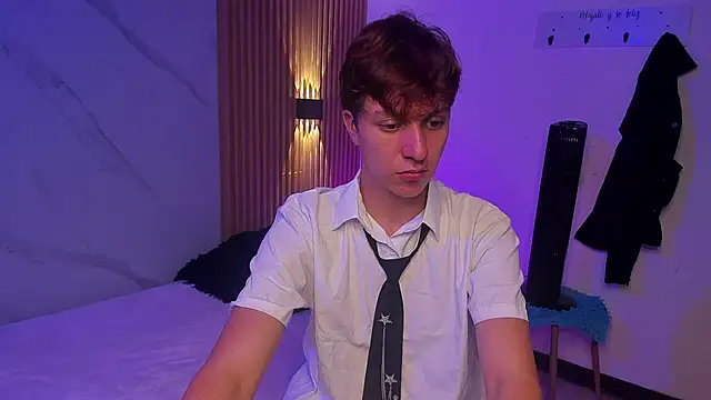 Snapshot of IM_DAREN chatting on 10-03-25, 12:02 IM DAREN online show from 10-03-25, 12:02