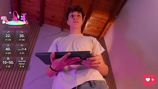 Snapshot of IM_DAREN chatting on 10-09-25, 12:14 IM DAREN online show from 10-09-25, 12:14