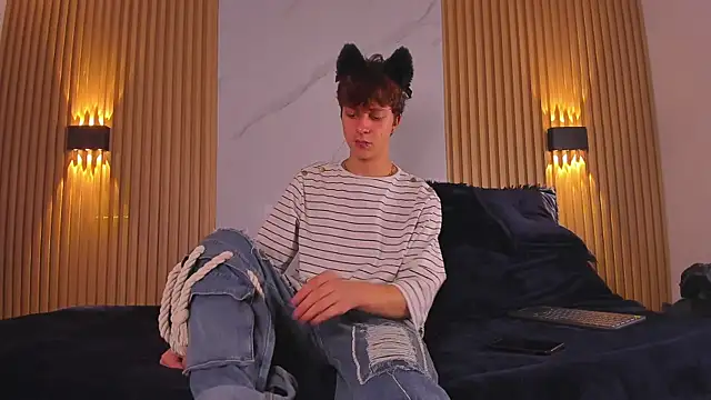 Snapshot of IM_DAREN chatting on 11-08-25, 03:07 IM DAREN online show from 11-08-25, 03:07