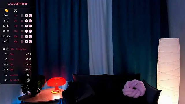 Snapshot of BellaCaress chatting on 11-15-25, 02:20 BellaCaress online show from 11-15-25, 02:20