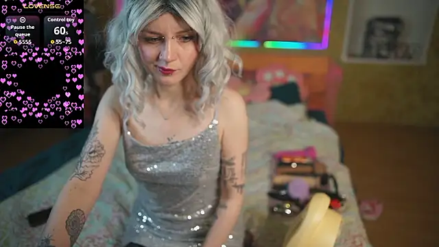 Snapshot of Dia_Angel chatting on 02-08-26, 09:18 Dia Angel online show from 02-08-26, 09:18