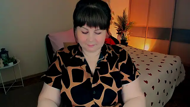 Snapshot of CrystaalStaar chatting on 06-16-26, 03:42 CrystaalStaar online show from 06-16-26, 03:42