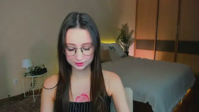 YourLovellyStory online show from 10-08-25, 09:18