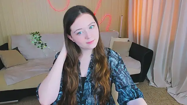 AlluringLookk online show from 10-08-25, 12:25