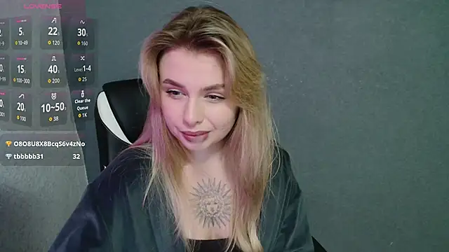 AngelicaHollywood online show from 10-22-25, 09:03