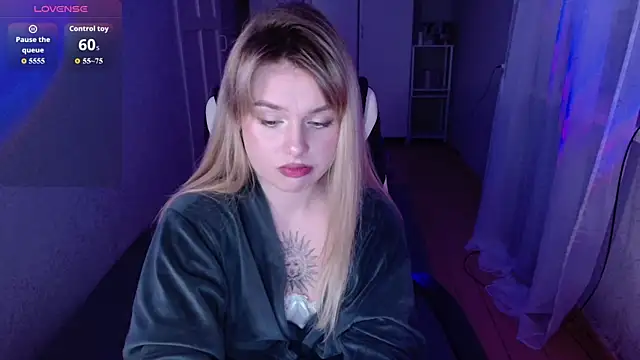 AngelicaHollywood online show from 03-25-26, 08:04