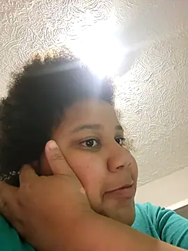 chocolate bella online show from 11-25-25, 05:18