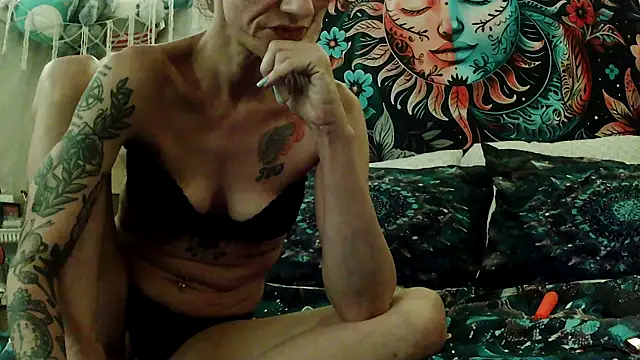 gypsyadventures1 online show from 09-16-25, 06:47