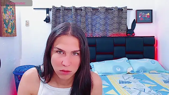 Snapshot of Azley_sweet chatting on 02-11-26, 01:49 Azley sweet online show from 02-11-26, 01:49