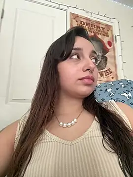 CharmingMaddie online show from 03-06-26, 06:15