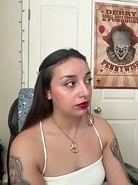 CharmingMaddie online show from 03-25-26, 03:29