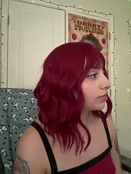 CharmingMaddie online show from 03-31-26, 05:35