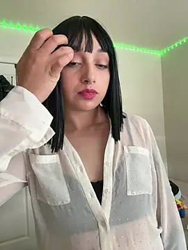 Snapshot of CharmingMaddie chatting on 04-30-26, 08:57 CharmingMaddie online show from 04-30-26, 08:57