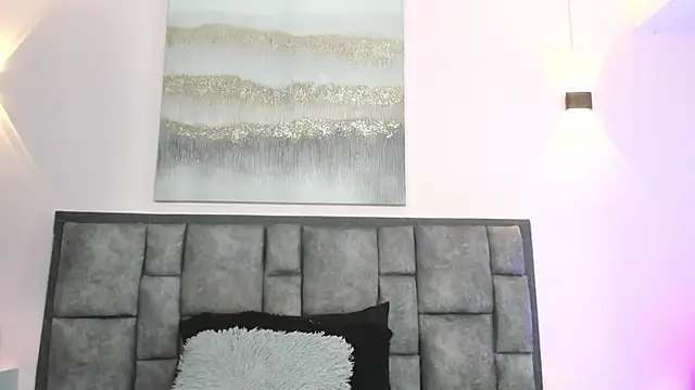 Snapshot of CrisstalStwart chatting on 12-01-25, 07:19 CrisstalStwart online show from 12-01-25, 07:19