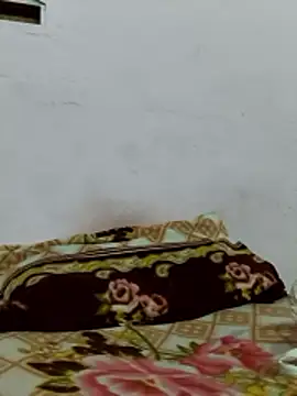 Snapshot of Love-pari077 chatting on 01-08-26, 05:32 Love-pari077 online show from 01-08-26, 05:32