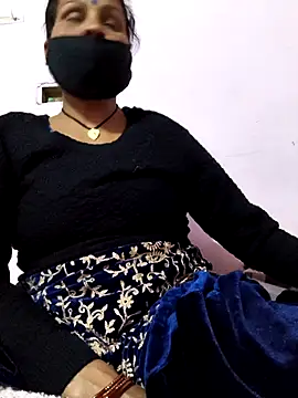 Snapshot of Love-pari077 chatting on 01-14-26, 03:17 Love-pari077 online show from 01-14-26, 03:17