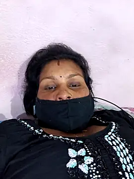 Snapshot of Love-pari077 chatting on 02-22-26, 08:46 Love-pari077 online show from 02-22-26, 08:46