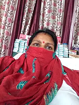 Snapshot of Love-pari077 chatting on 04-13-26, 06:19 Love-pari077 online show from 04-13-26, 06:19