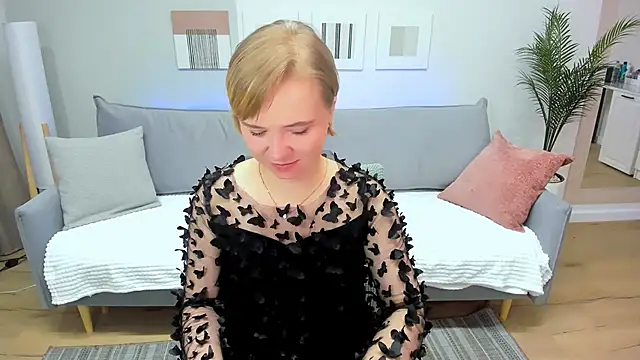 BellaSmitty online show from 04-13-26, 09:15