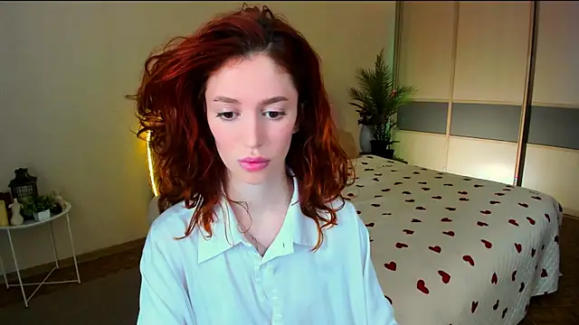 ChristinaConteeree online show from 05-29-26, 07:23