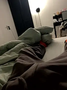 Frankieyyy1 online show from 01-07-26, 06:10