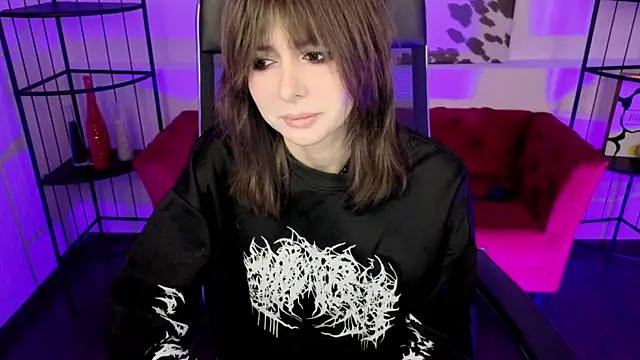 CrystallBloom online show from 04-01-26, 01:17